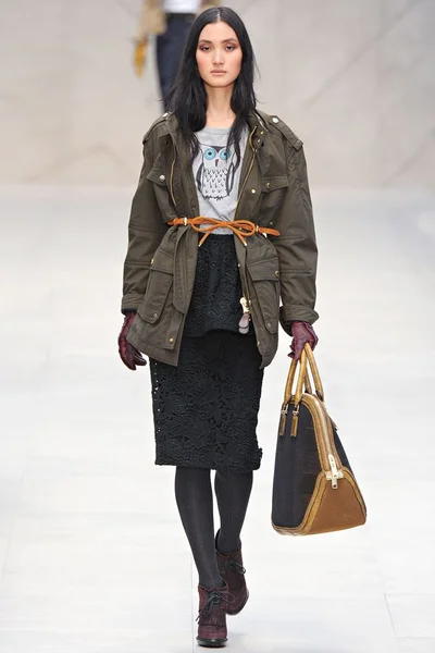 Look 26